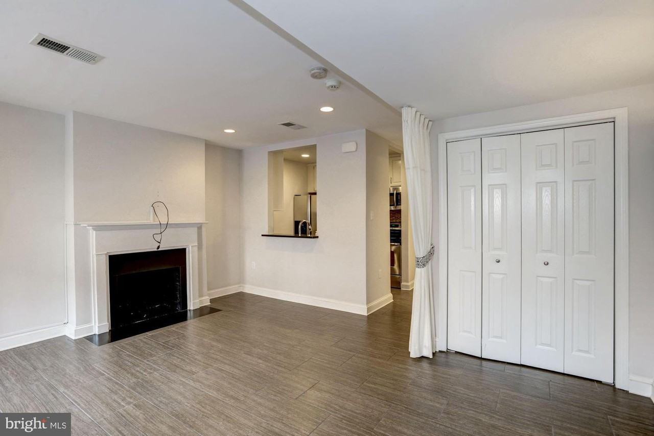 2022 N St Nw #B - Photo 3 of 31