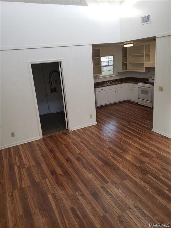 3357 Meadow Ln #1 - Photo 2 of 21
