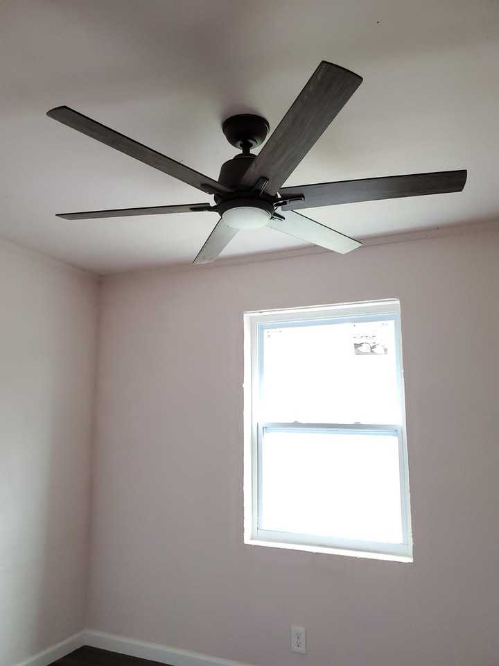 1086 Clinton Rd #1 - Photo 2 of 37
