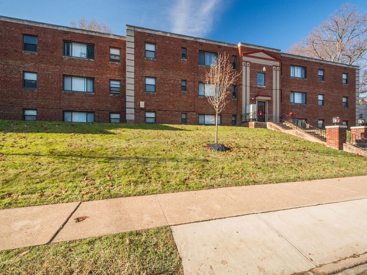 420 Walnut Ave Apt C2 #2C - Photo 7 of 10