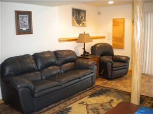 927 Cedar St #1 - Photo 5 of 17