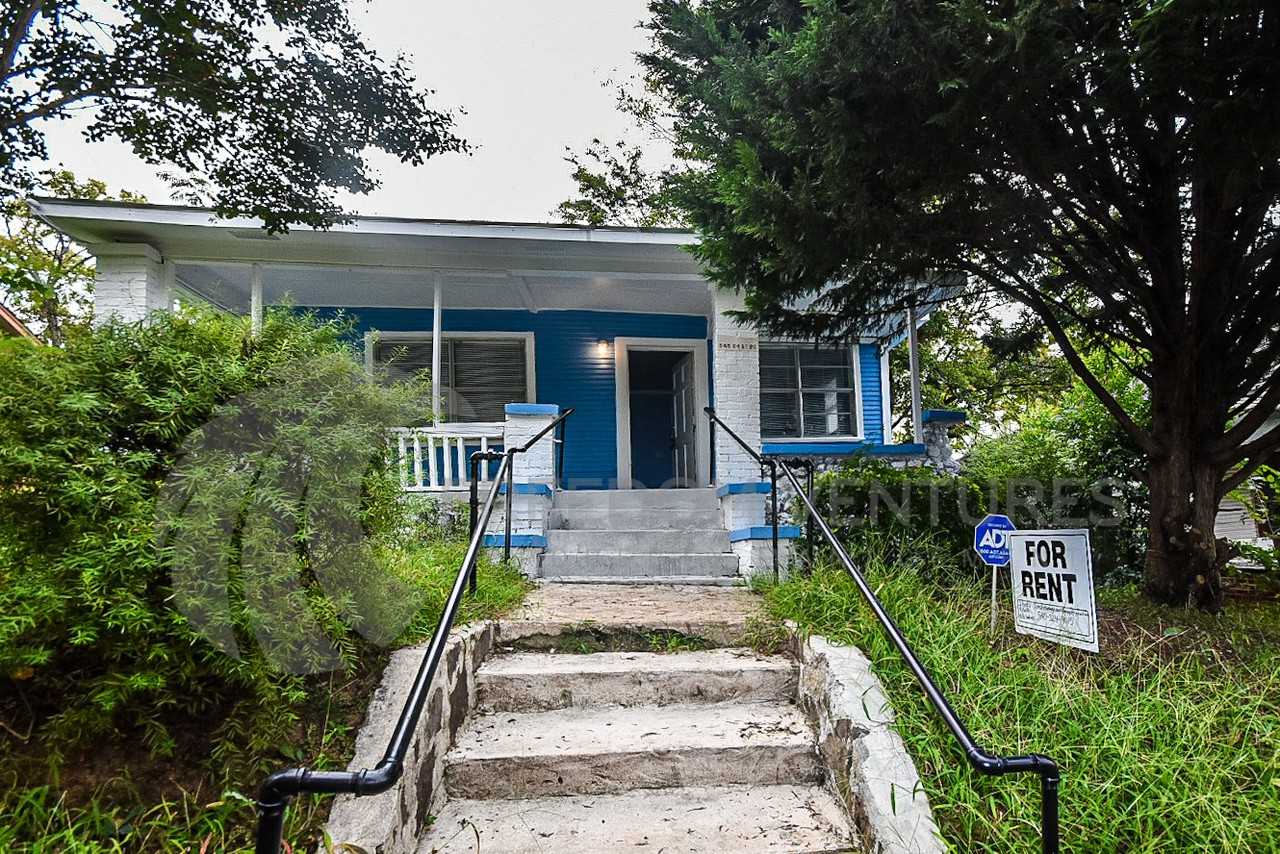 542 64th St S #1 - Photo 2 of 49