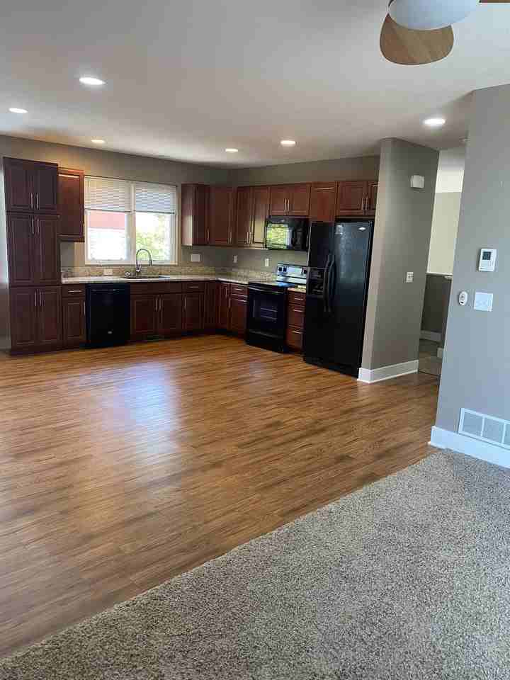 473 Brown St #473 - Photo 3 of 12