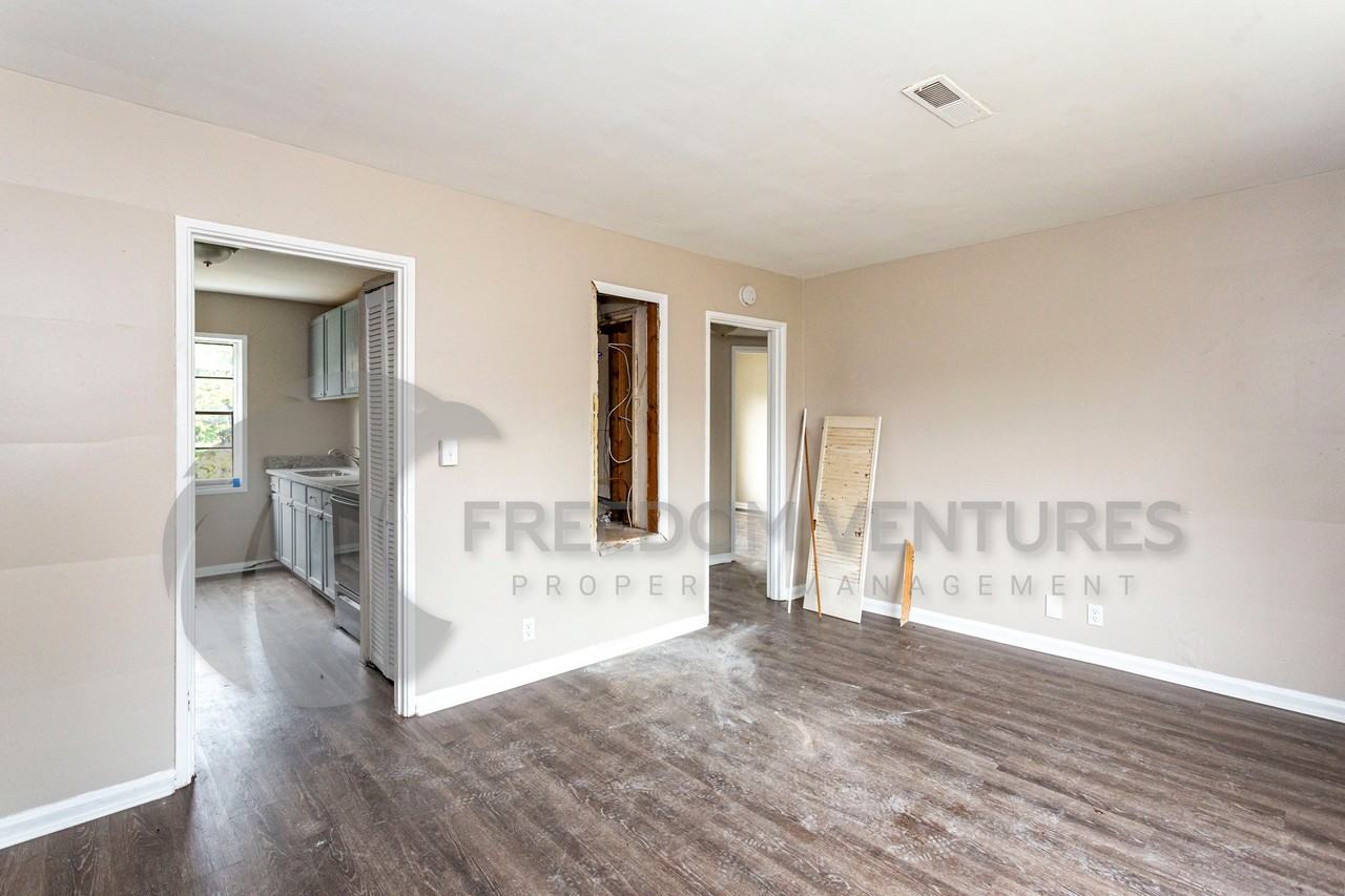 7716 5th Ave S Apt A Al 35206, Birmingham, AL 35206, USA 4 unit