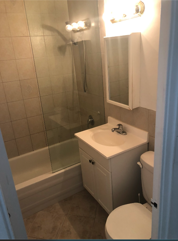 710 Spadina Ave, Toronto, ON M5S 2J3 Studio Apartment for Rent