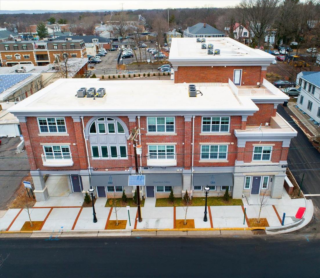 25 Hillside Ave201 #201 - Photo 4 of 22