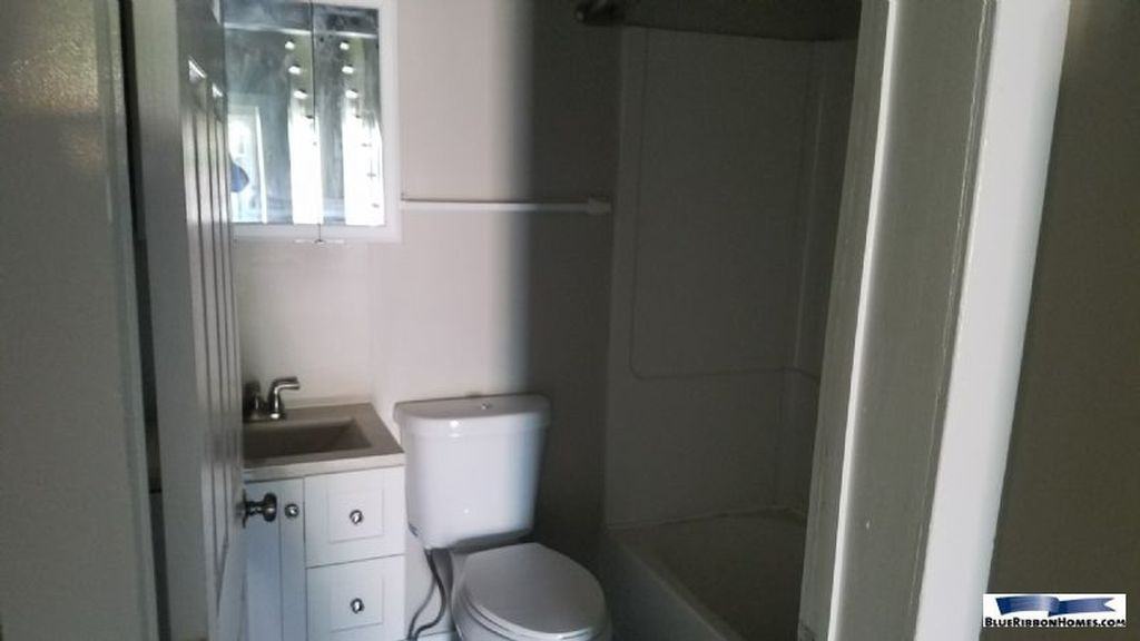 2543 E 5th Ave #1 - Photo 2 of 23