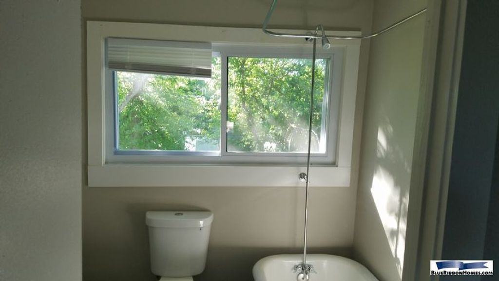 2543 E 5th Ave #1 - Photo 3 of 23