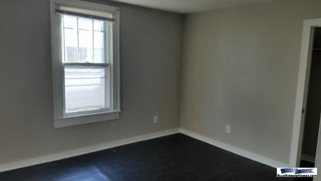 2543 E 5th Ave #1 - Photo 5 of 23