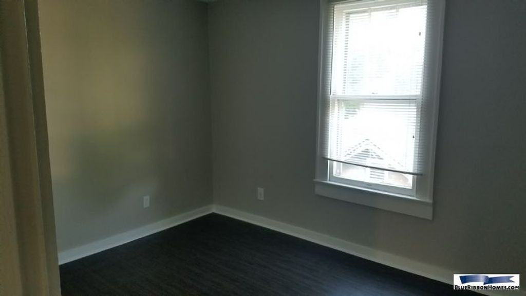 2543 E 5th Ave #1 - Photo 7 of 23