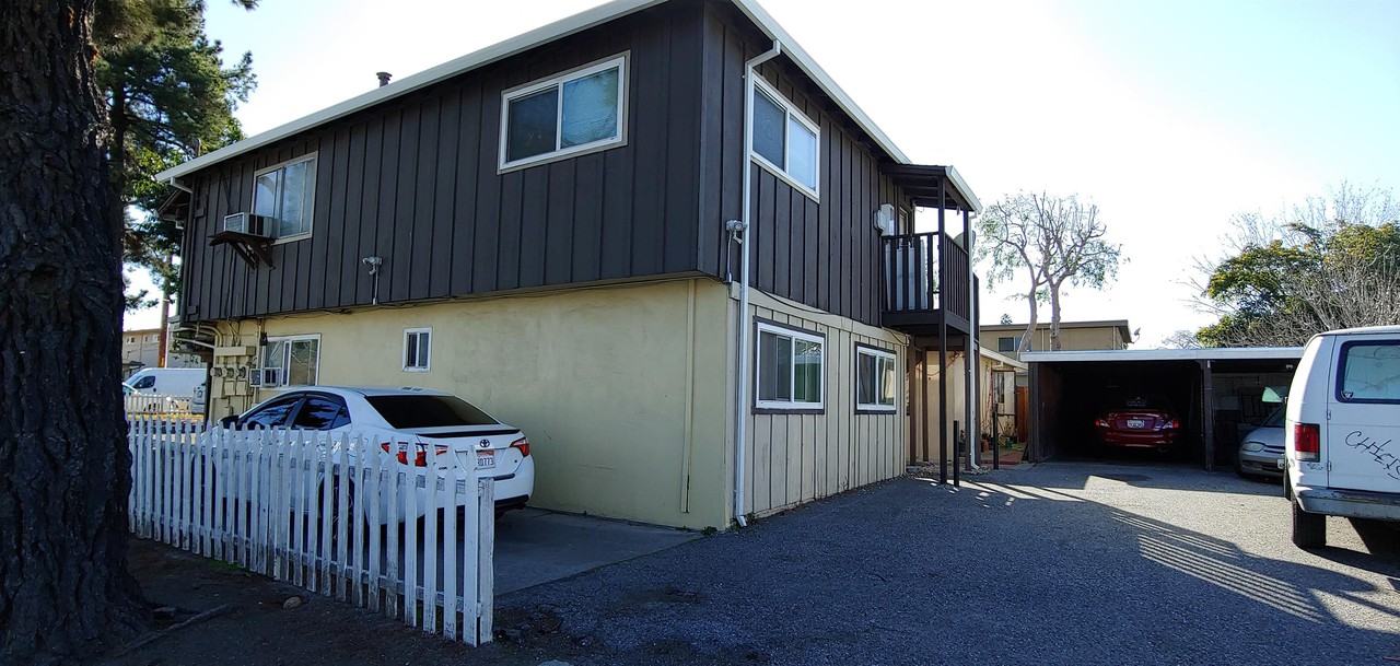 2139 Little Orchard St #1 - Photo 3 of 13