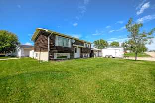 9704 118 Ave - Photo 1 of 1