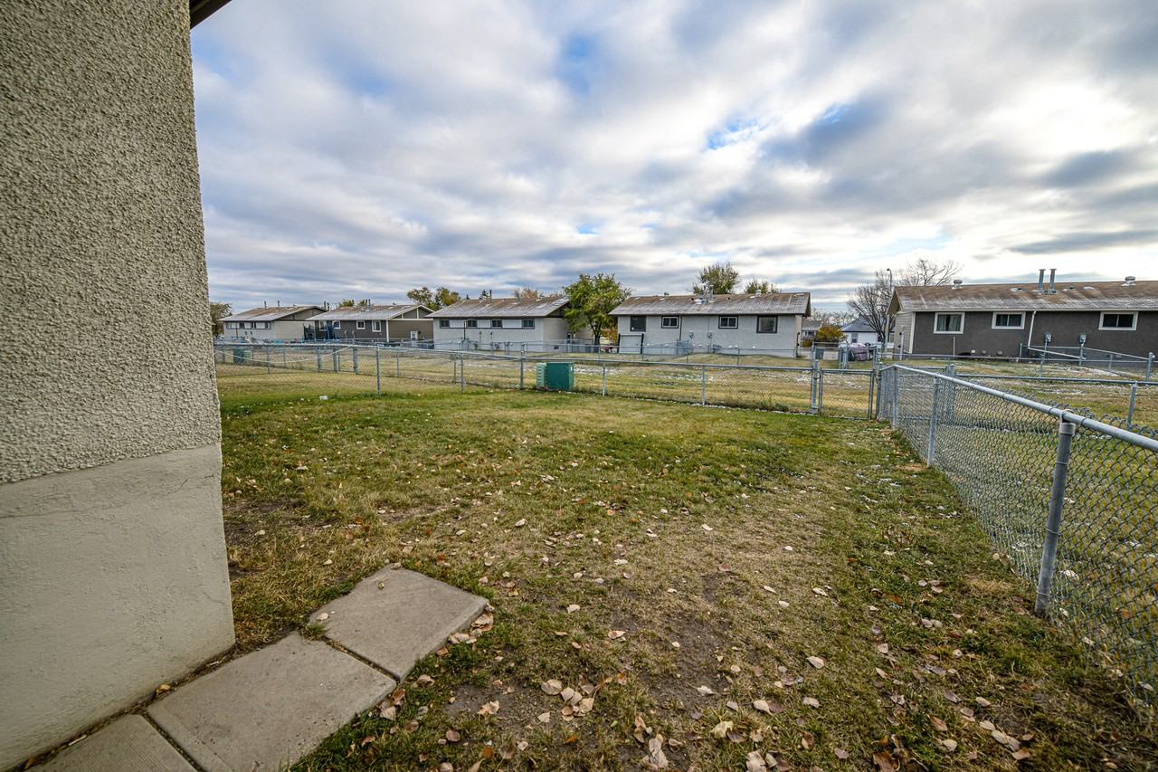 9319B 109 Ave - Photo 2 of 24