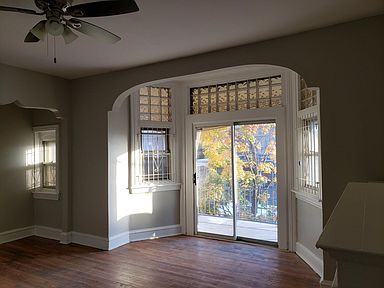 5225 Spruce St #2 - Photo 2 of 13