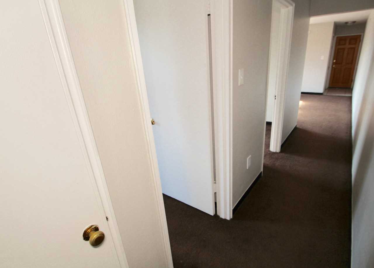 220 220 HUTCHINSON AVENUEAPT B-8 #B08 - Photo 5 of 11