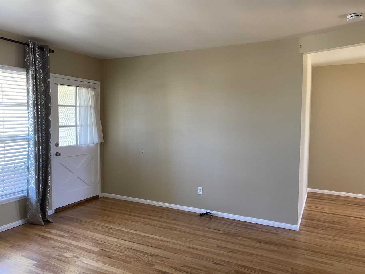 1930 39th St - Photo 2 of 18