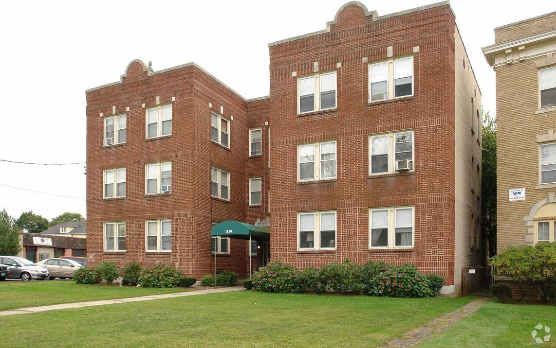 839 Farmington Avenue A4 839A4, West Hartford, CT 06119 2 Bedroom