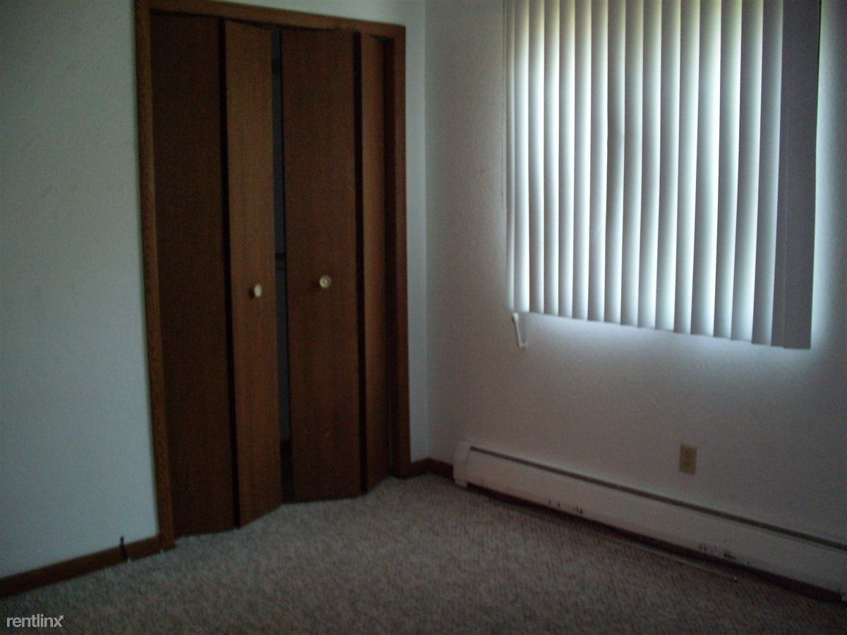 Maple Heights Apartments - Photo 2 of 6