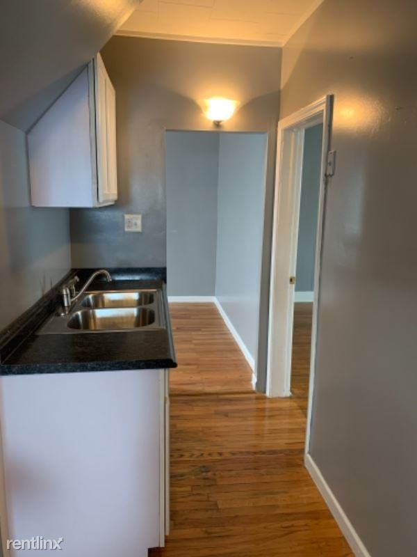 203 203 railroad st 2 - Photo 3 of 11