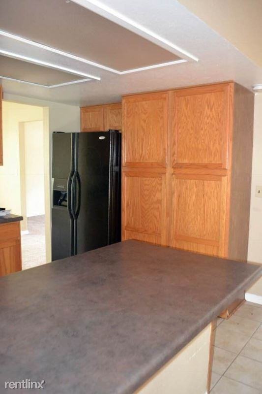 5220 Tabor St - Photo 3 of 16