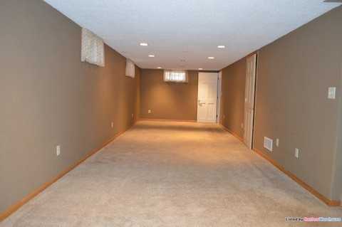 7539 Lyric Ln NE - Photo 2 of 15