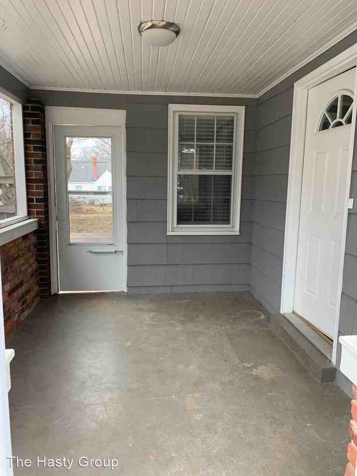 5340 Ash St - Photo 2 of 26