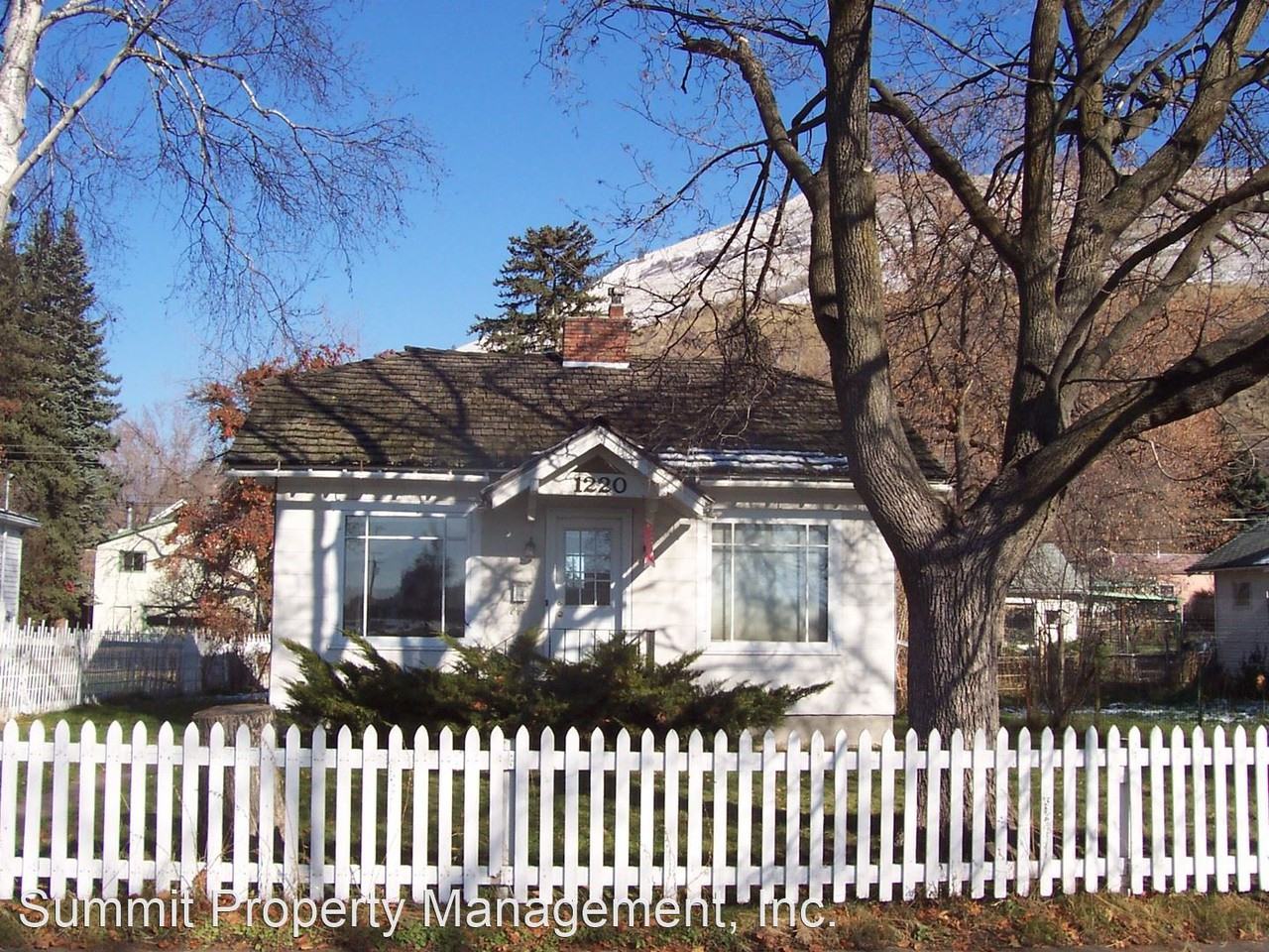 1220 Vine St - Photo 2 of 16