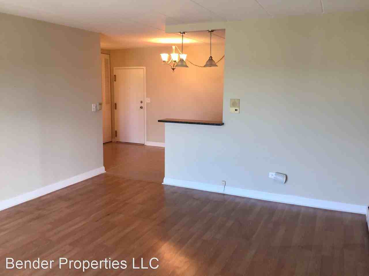 580 Lawrence Avenue - Photo 3 of 13