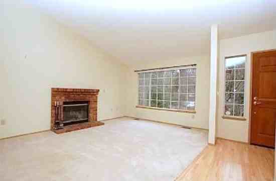 3011 273rd Ave NE - Photo 3 of 22