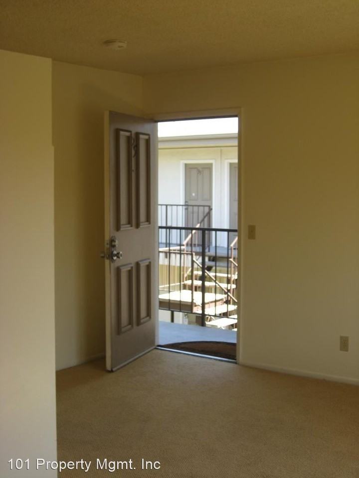 175 Kinman Ave - Photo 3 of 8