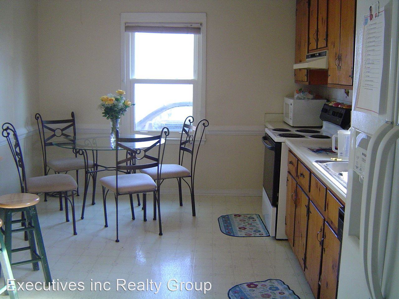 6015 Seaman Rd - Photo 2 of 3