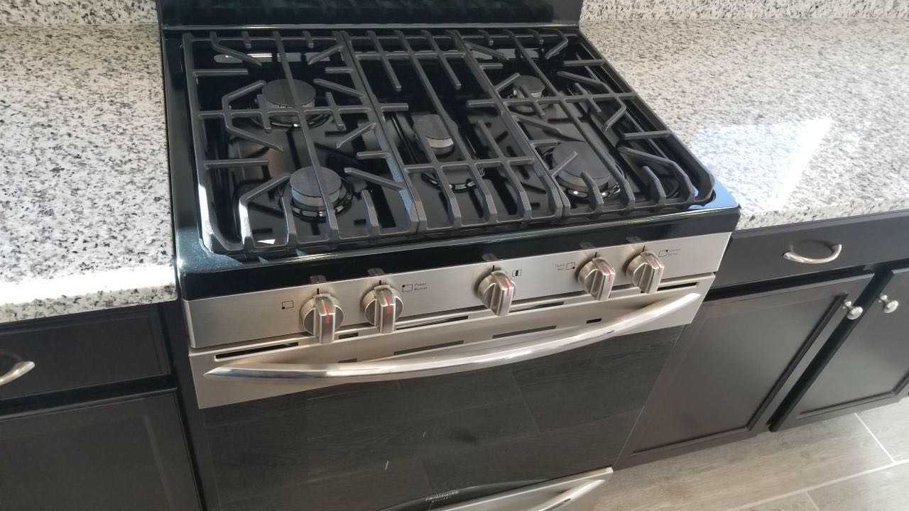 2213 W Carol Ann Way - Photo 5 of 21