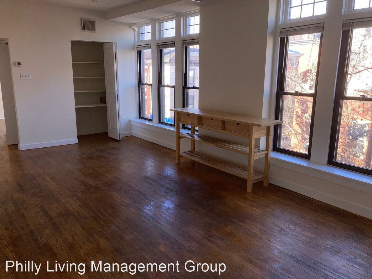 1136-40 Pine St - Photo 2 of 7