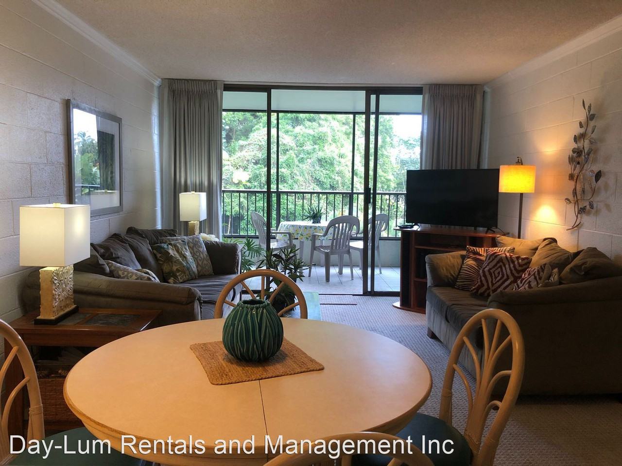 1875 Kalanianaole St #412