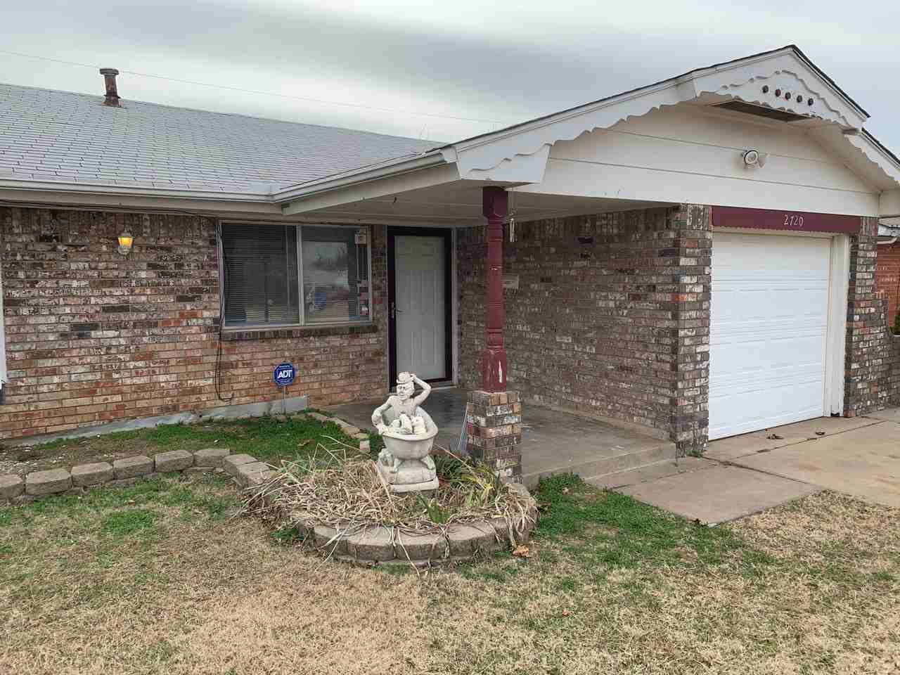 2720 Sw 79th St - Photo 3 of 28