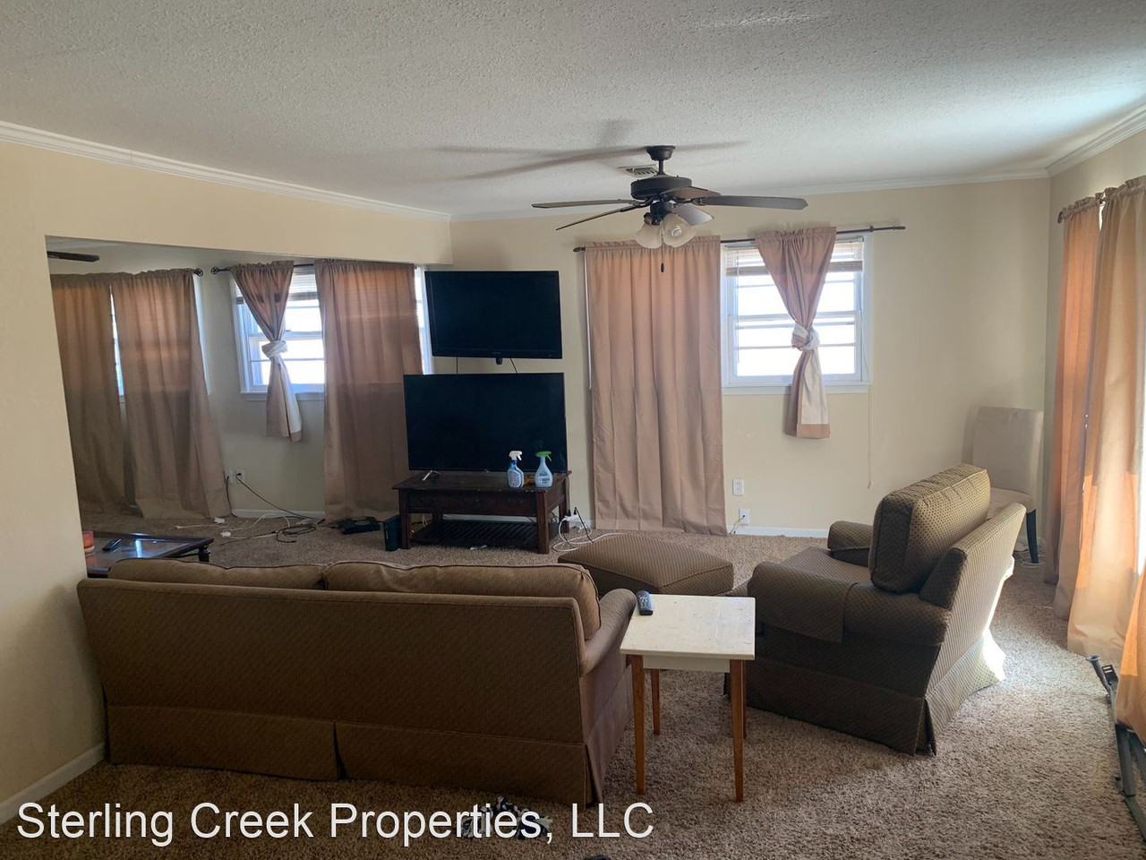 4202 44th St - Photo 2 of 18
