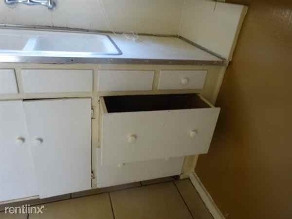 145 N Inez St #4 - Photo 2 of 5