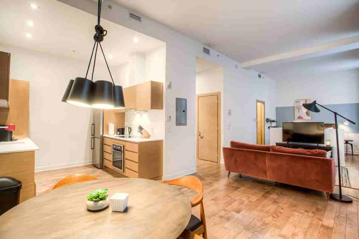 244 Rue Saint-Jacques - Photo 3 of 12