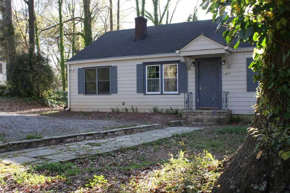 1453 Lockwood Dr Sw - Photo 2 of 36