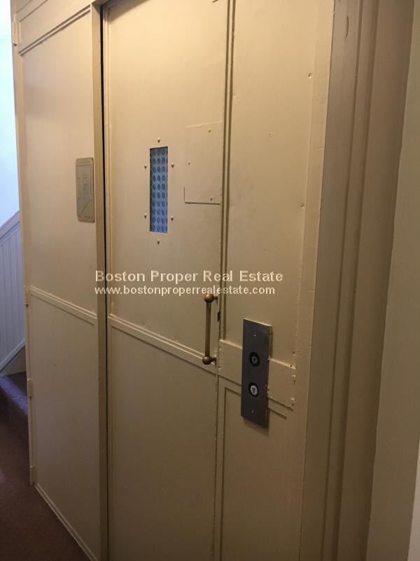 The Fenmore Condominiums - Photo 2 of 6