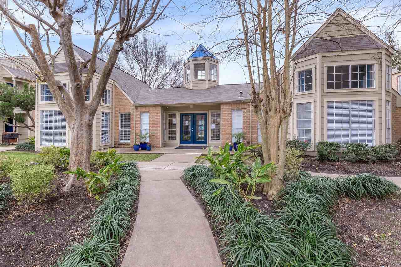 The Victorian - Photo 4 of 23