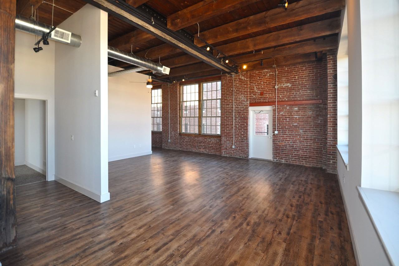 Stove Lofts 420 S Esplanade St #F101 - Photo 3 of 11