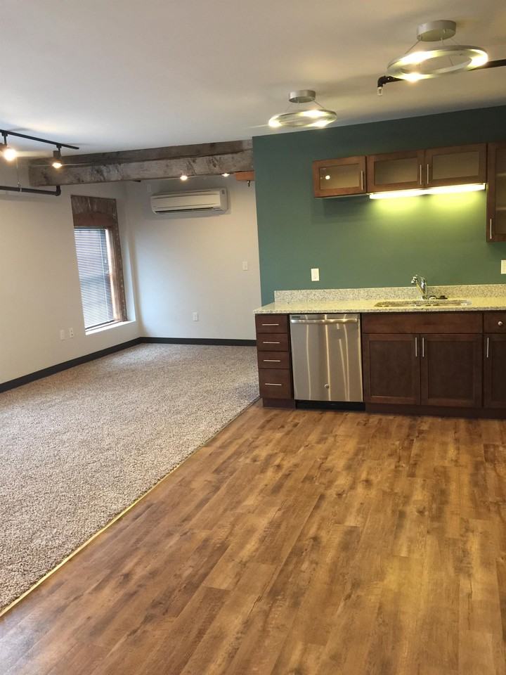 Stove Lofts 201 Choctaw St #A201 - Photo 2 of 11