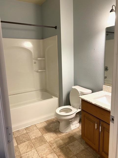 319 Niagara Ave #1 - Photo 2 of 11
