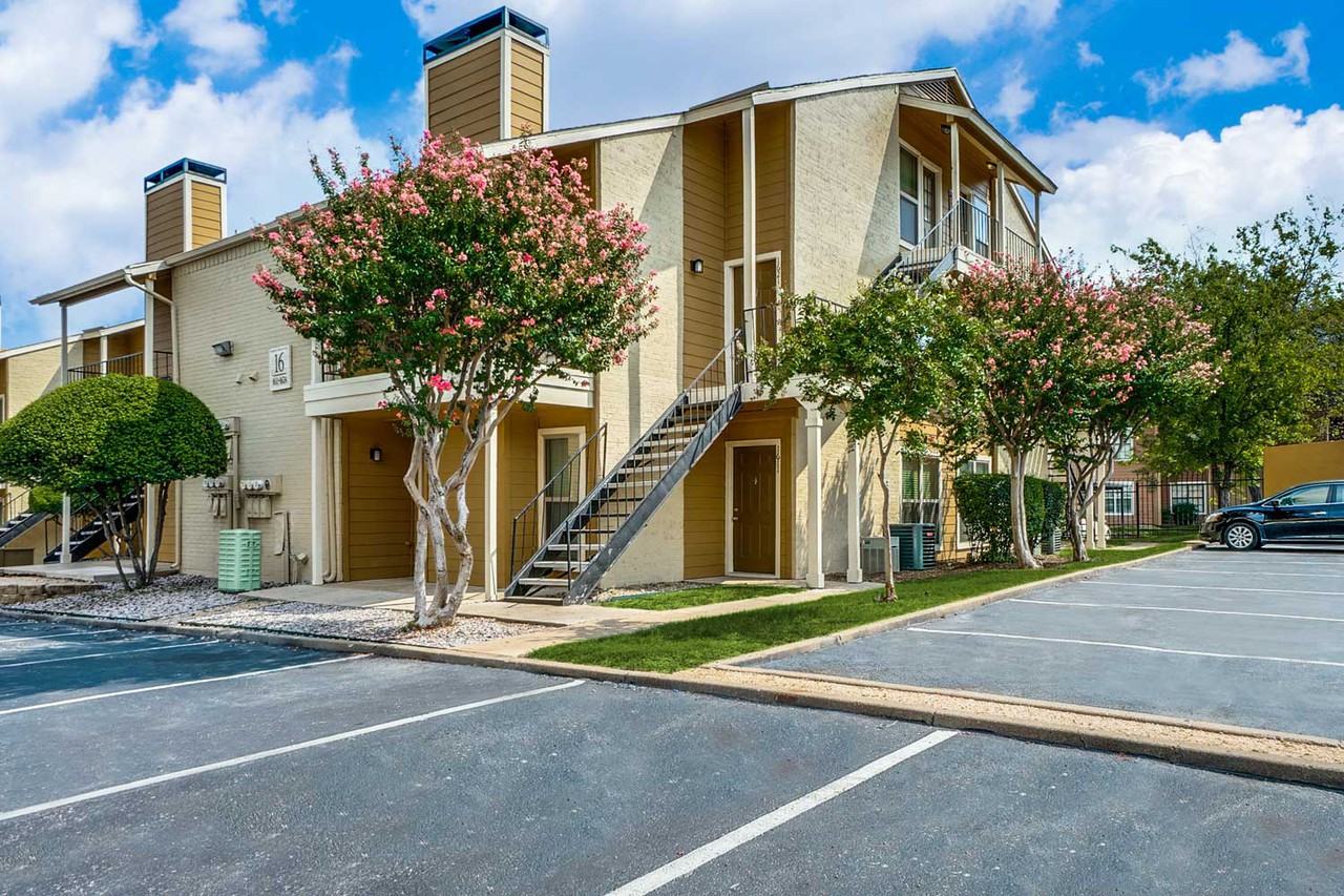 Riviera Apartment Homes Apartments 11700 Audelia Rd, Dallas, TX 75243