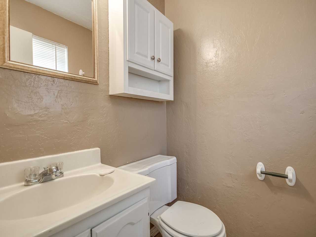 2516 Sw 63rd St #1 - Photo 7 of 11
