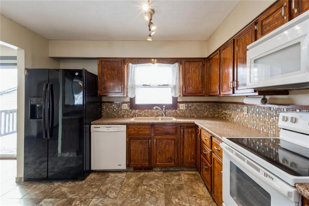 1905 Daleview Dr #1 - Photo 3 of 8