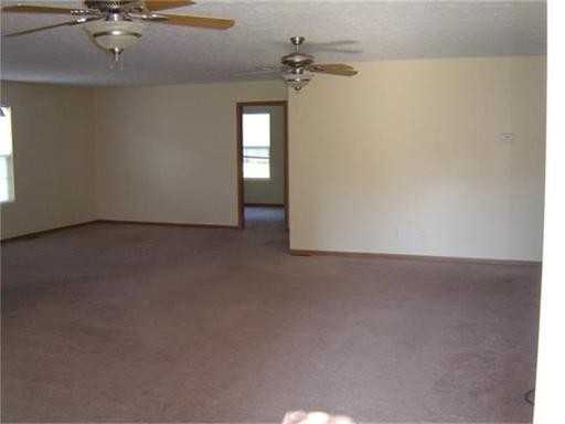 3164 N 12th St - Photo 3 of 9