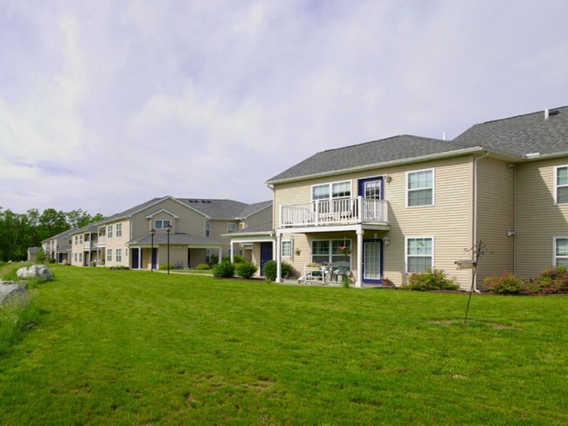 Geneva Greens Apartments 500 Geneva Drive, Mechanicsburg, PA 17055