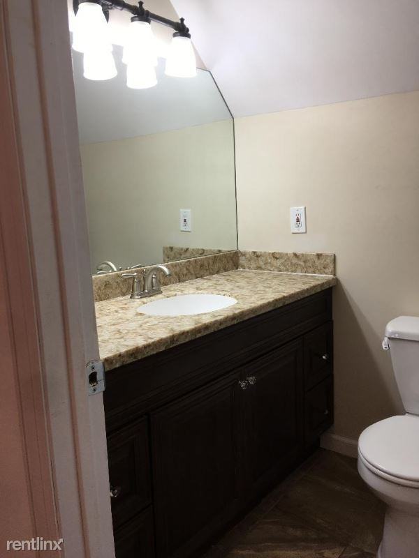 112 Park St - Photo 2 of 25